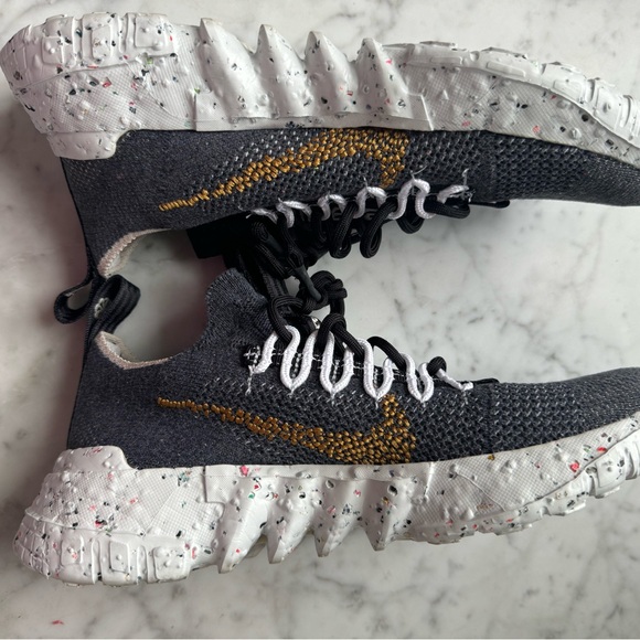 Nike Space Hippie 01 Eco-Friendly Flyknit Sneakers | Lightweight Recycled Shoes - Picture 3 of 12